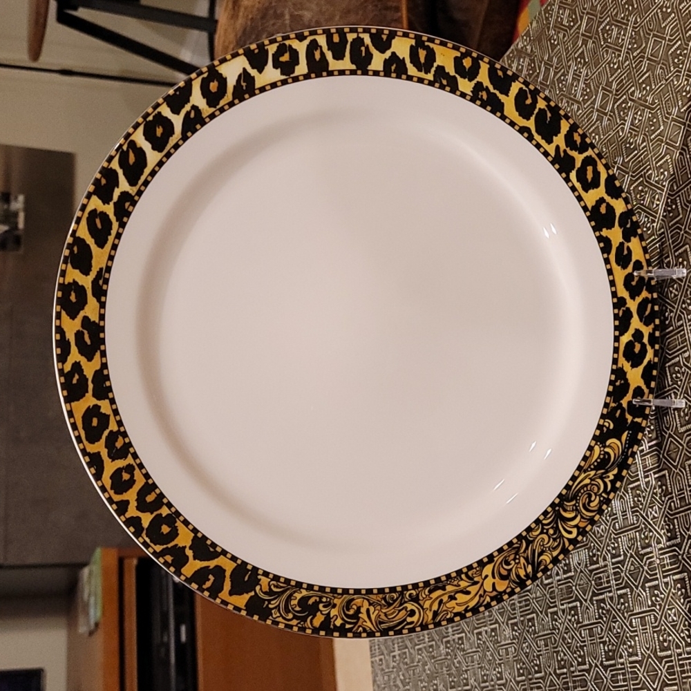 Casual Victoria & Beale La Mode 12" Platter - Picture 2 of 6